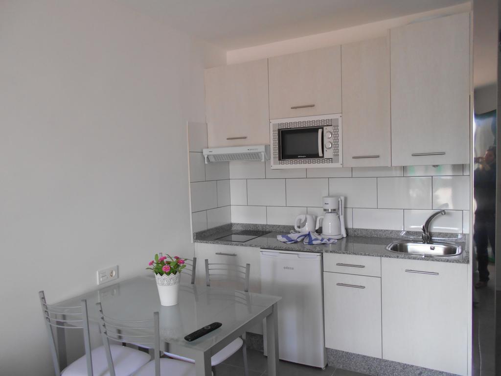 Realrent Costa Teguise Beach Esterno foto